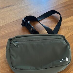 Obé Olive Green Women's Belt Bag